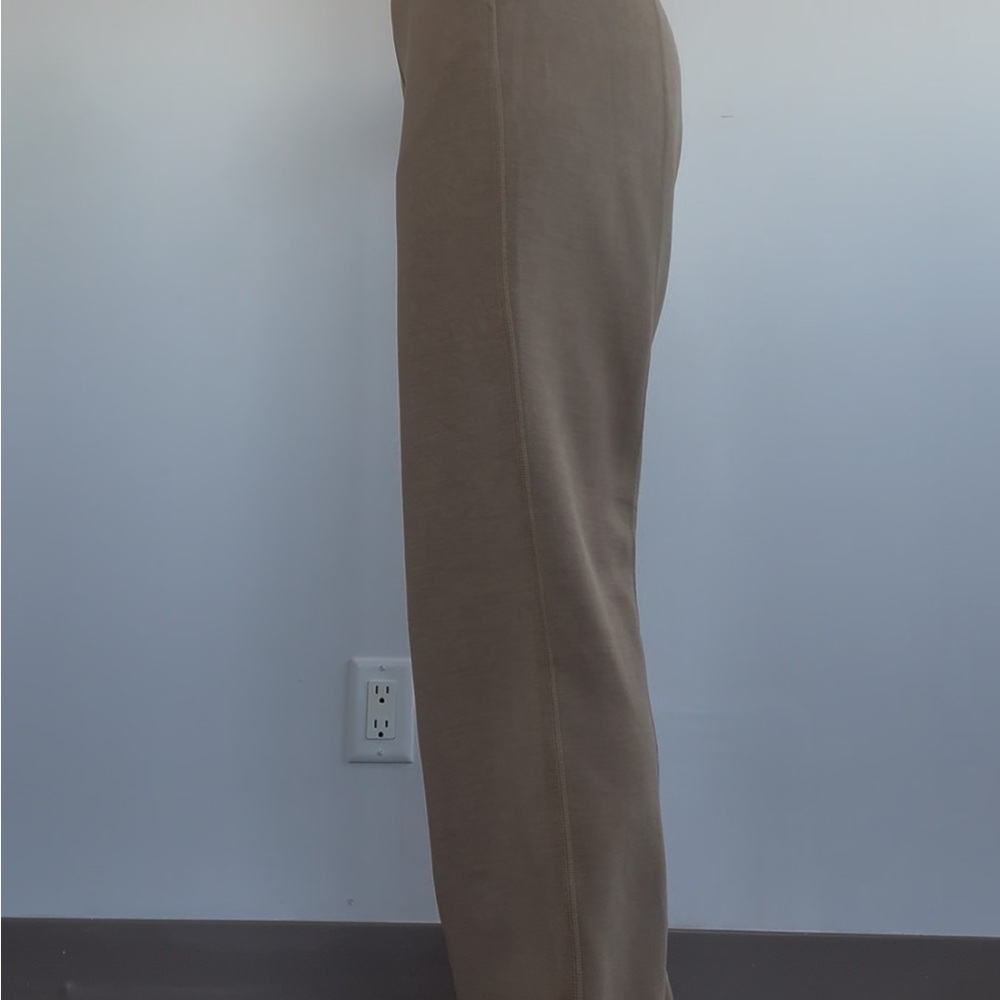 Lululemon Camel High-Waisted Pants - Picture 3 of 9